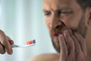 Root Canal vs Extraction: What’s the Better Option?